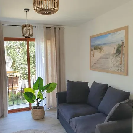 Lovely In Denia; El Patio Апартаменты *