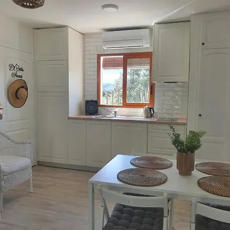 Апартаменты Lovely In Denia; El Patio