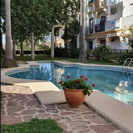 Апартаменты Lovely In Denia; El Patio